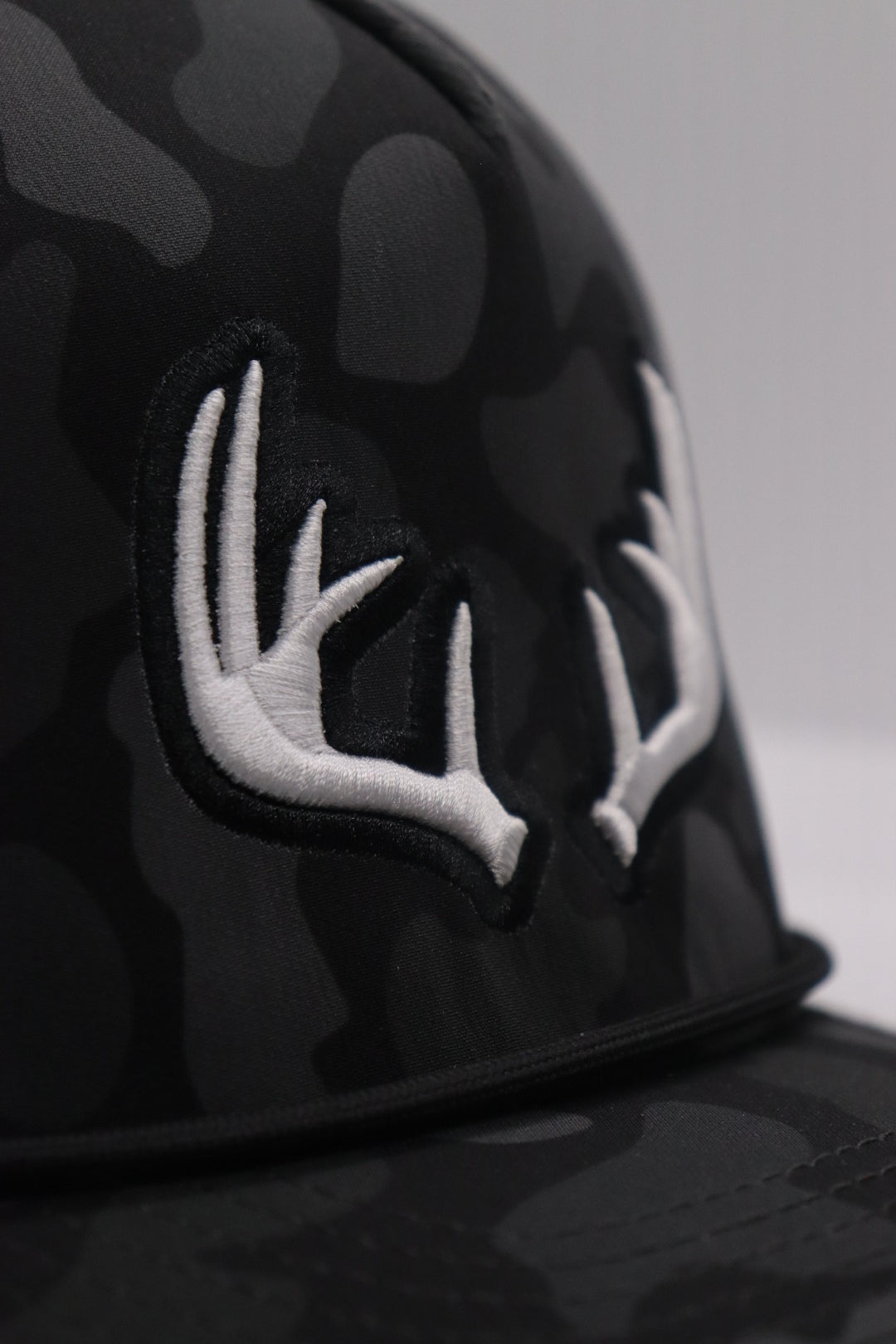 Tamarack Antler Hat - Dark Camo